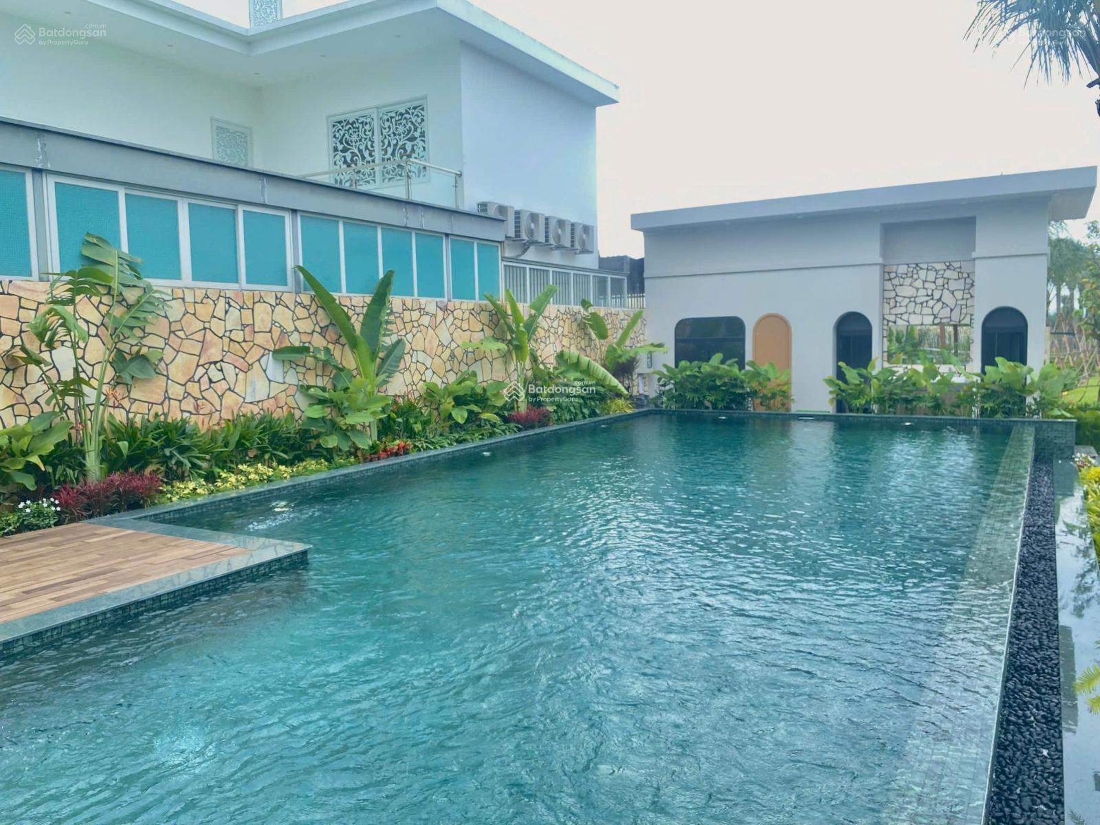 Khu đất nền compound Villa nghỉ dưỡng chuẩn resort . Có tiện ích hồ bơi, picklepall, clubhouse