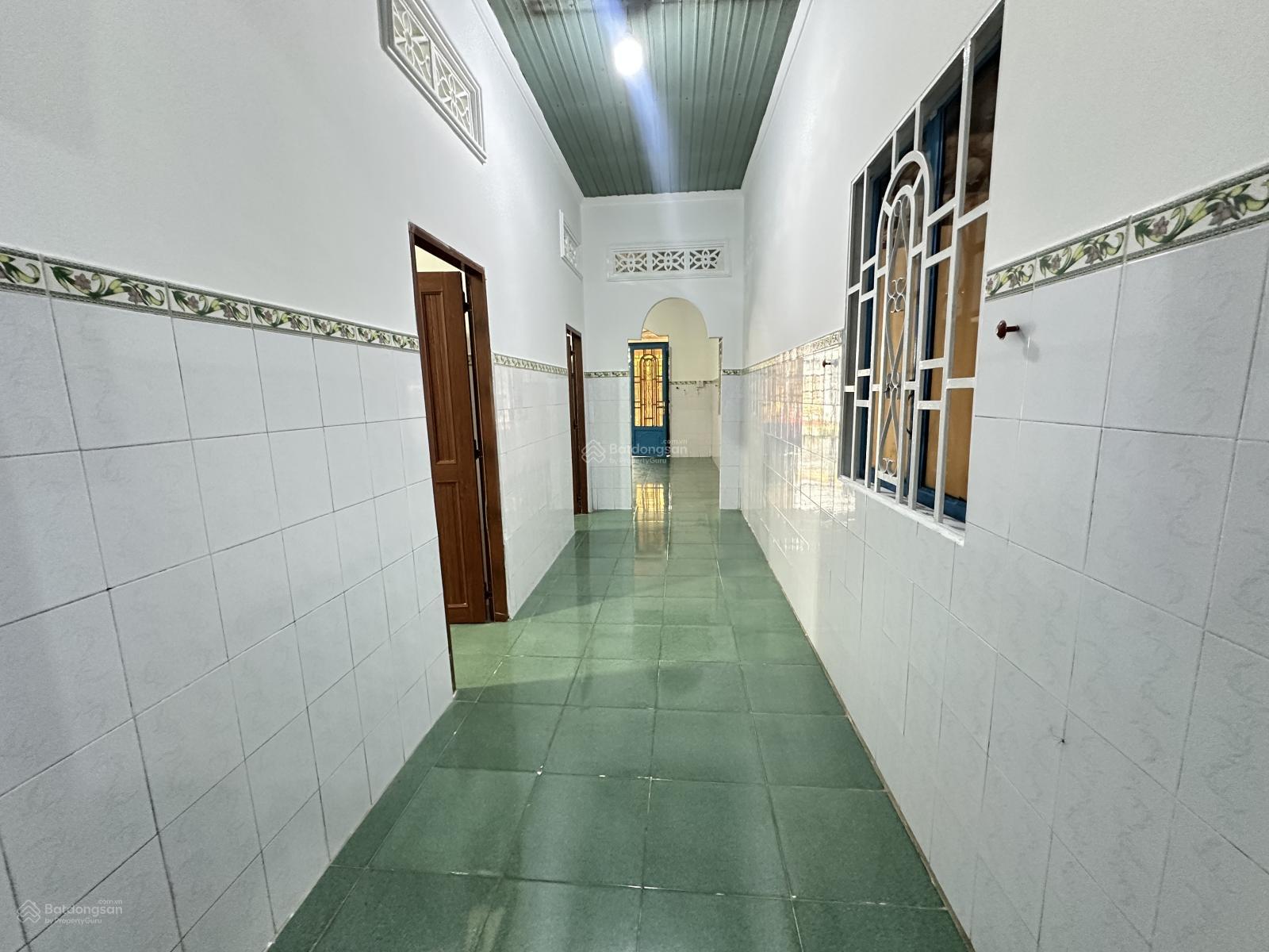 Cần Bán Căn Nhà Thành Phố Mới 8x20 Nhà Cấp 4, Gần Trung Tâm Thành Phố Mới, tách được 2 nền