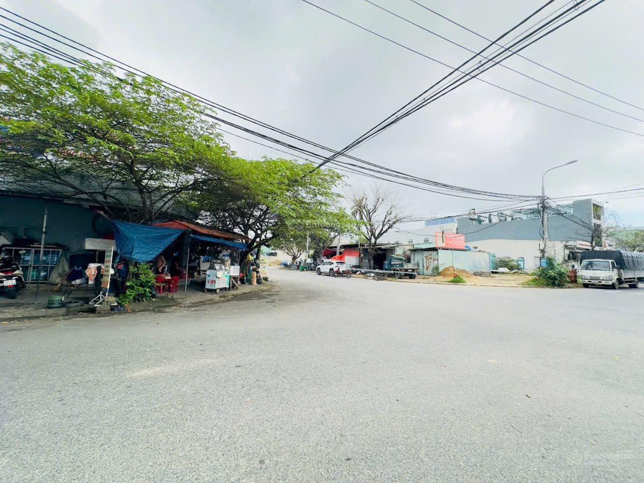 Bán rẻ lô góc 2 mặt tiền 160m2 ngã tư 10m5 Bùi Tấn Diên và đường 7m5 Lê Sao giá 9 tỷ 500