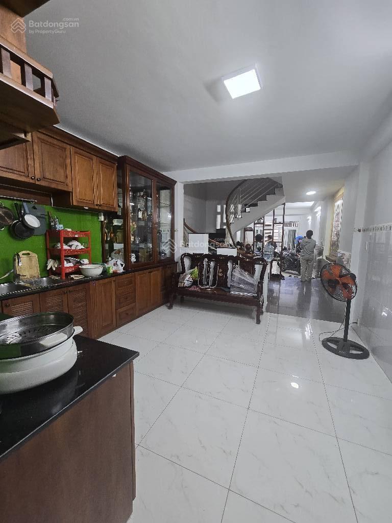 Nhà đẹp 5 tầng, có gara ô tô - Nguyễn Thị Thập, quận 7 - giá 11,5 tỷ