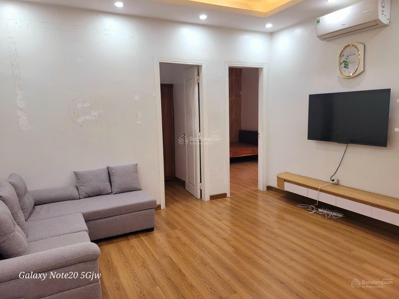 Bán gấp chung cư CT6 Xa La - Hà Đông, 70m2, 2PN full đồ, căn góc 4.2 tỉ, nhà đẹp mới