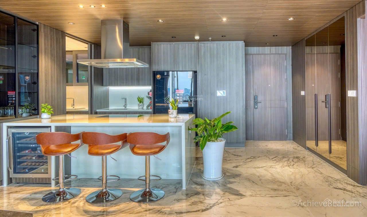 Cho thuê 3PN view trực diện sông Sài Gòn diện tích lớn tòa Cove Empire City