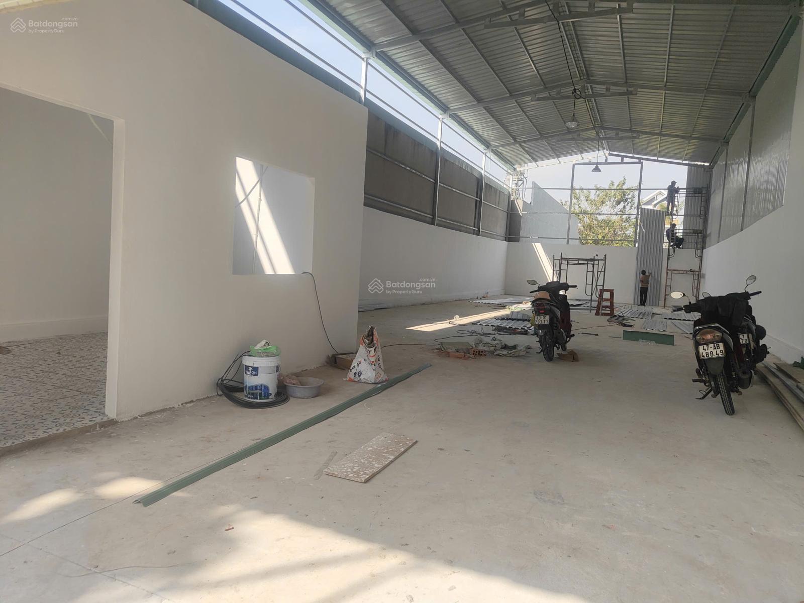 Cho thuê kho thành phố mới Bình Dương 
Diện tích 270m , có văn phòng