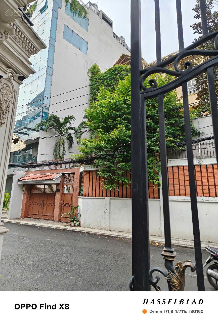 Nhà 3 tầng mặt tiền đoạn Lam Sơn, Phường 2, Tân Bình (18x20m) giá 59 tỷ