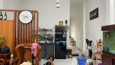 Bán nhà mới tinh sát đường Nguyễn Du vào 30 m sát cụm trường học Dĩ An 1,2,3