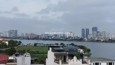 Chủ cần bán gấp lô đất 127m2, mặt tiền 18m oto tải vào đất. Vị trí chỉ người đại sứ quán ở