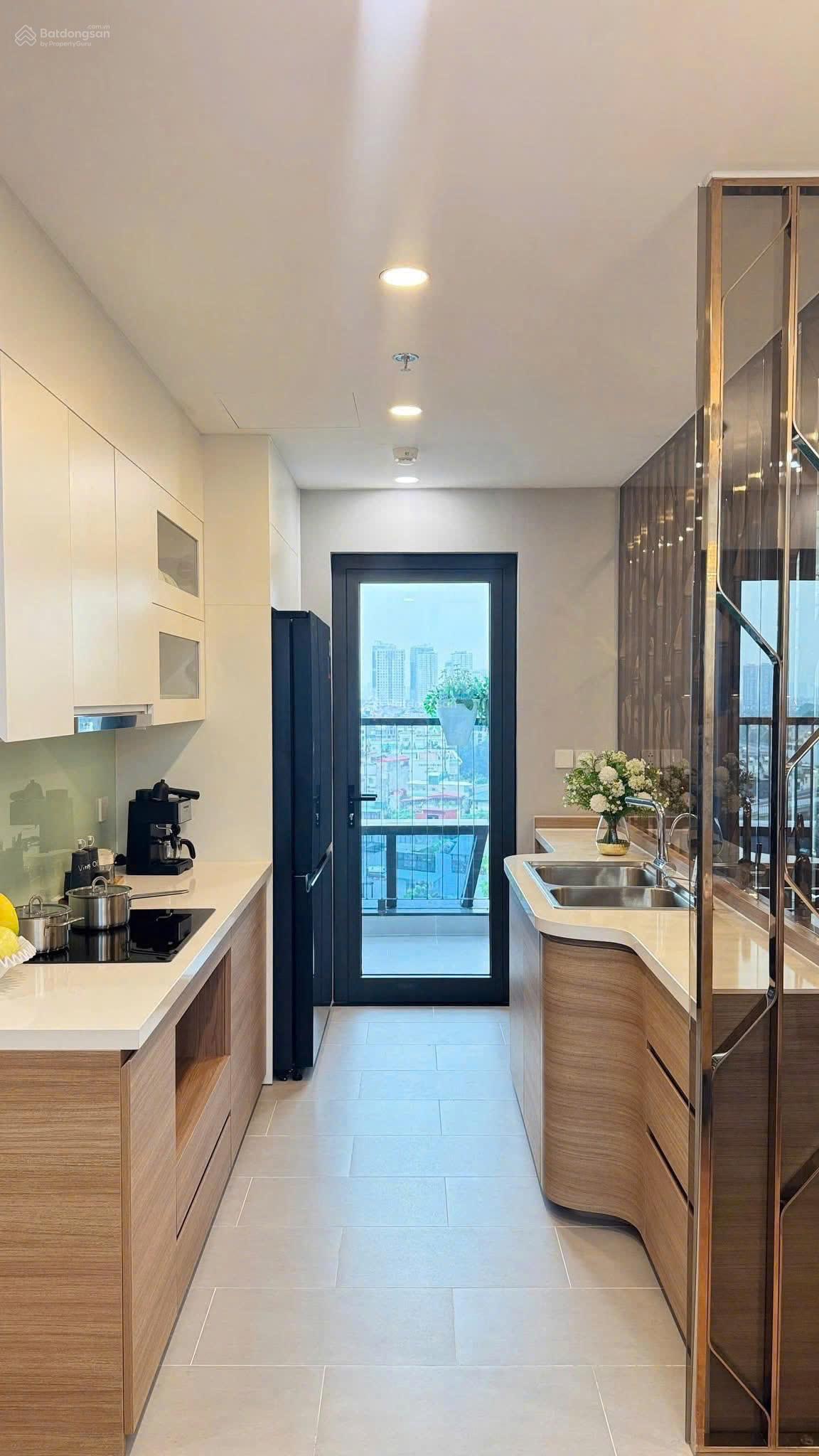 Top 1 bán căn Rose Town cập nhật 1/2026 2PN (66m,72m)-3PN (89m-93m-105m) giá từ 4,9tỷ. Sẵn sổ đỏ Top 1 bán căn Rose Town cập nhật 1/2026 2PN (66m,72m)-3PN (89m-93m-105m) giá từ 4,9tỷ. Sẵn sổ đỏ