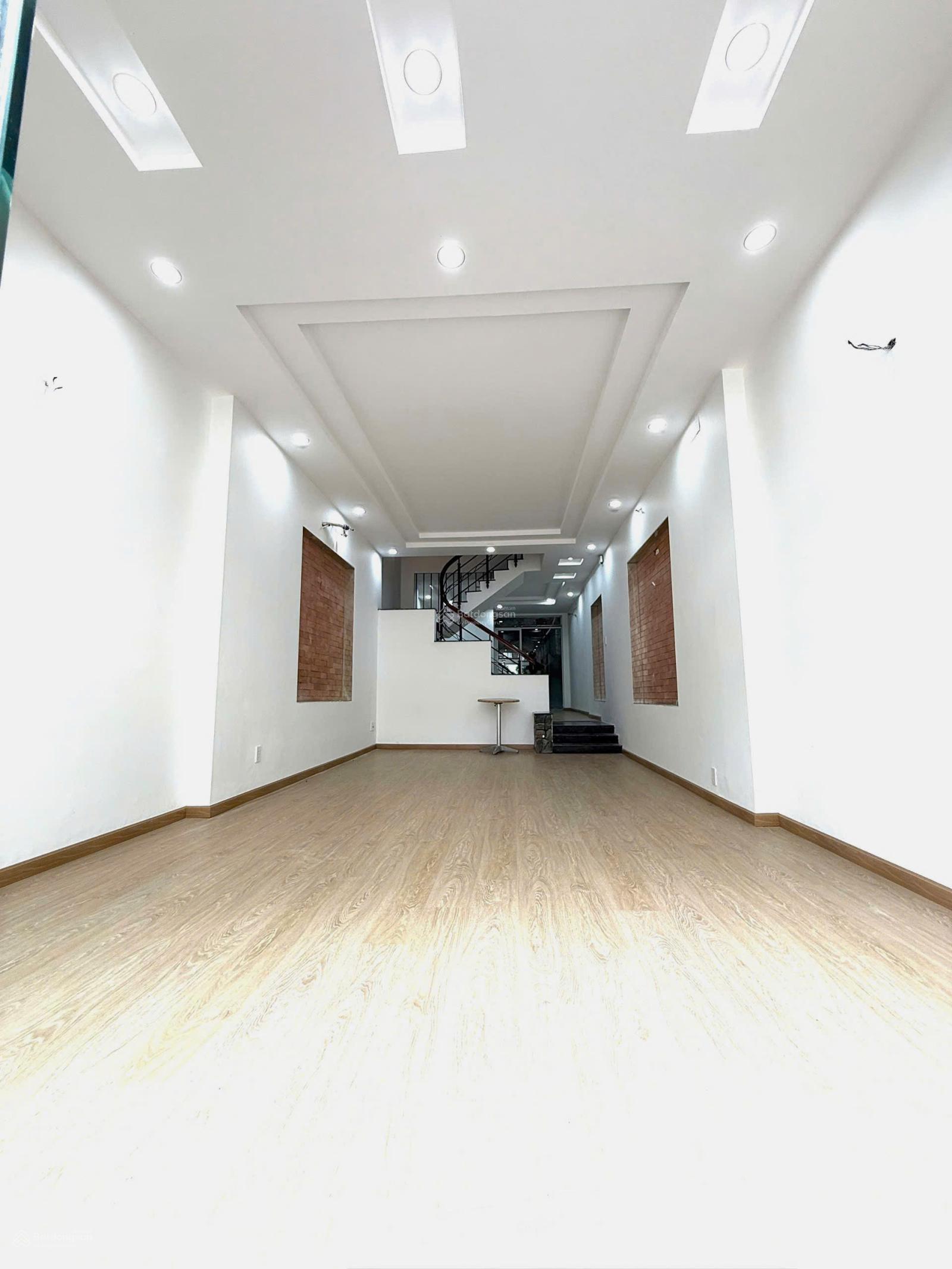 Chỉ 21tr, Cho thuê nhà MT Khu Cao Lỗ-Đồng Diều Q8. (4x16) 4Tầng, 5PN Mới Đep, Nước nóng NLMT