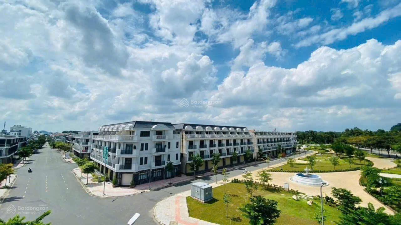 HOT! Bán Căn Góc 2 MT Trục Chính F6, KDC Bửu Long, Sổ sẵn, chỉ 10 tỷ HOT! Bán Căn Góc 2 MT Trục Chính F6, KDC Bửu Long, Sổ sẵn, chỉ 10 tỷ