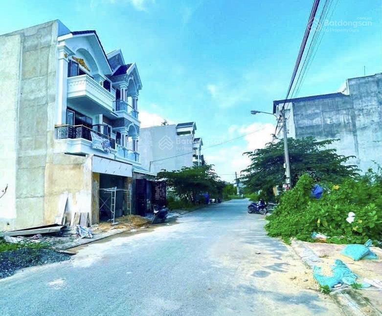 Chủ gửi 84,5m2 giá 5,7 tỷ KDC samsungvialge, Bưng Ông Thoàn, P. Phú Hữu, Q9 cũ Lh 0974 244 *** Chủ gửi 84,5m2 giá 5,7 tỷ KDC samsungvialge, Bưng Ông Thoàn, P. Phú Hữu, Q9 cũ Lh 0974 244 ***