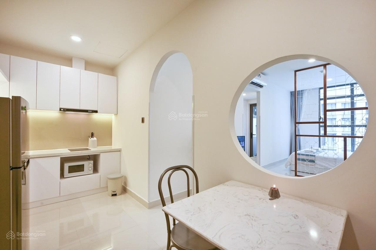 Cần cho thuê căn hộ 1PN-1WC Saigon Royal quận 4 view quận 1 và Thủ Thiêm. LH: 0909 024 ***