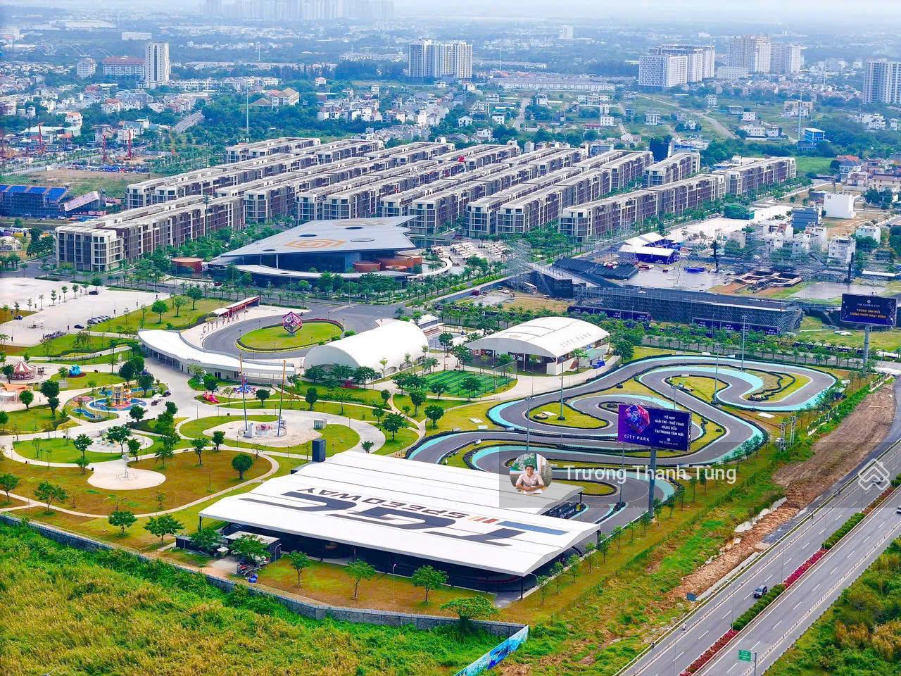 Bán đất đường Đỗ Xuân Hợp, vị trí ngay đối diện Global City. Giá 114tr/m2
