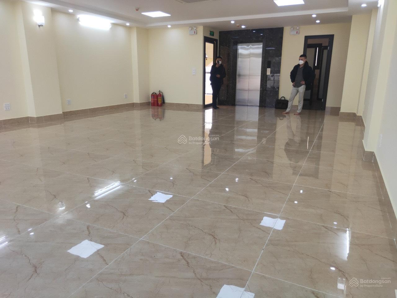 Cho thuê nhà mặt phố Trung Hòa - Cầu Giấy - Hà Nội 140m2 MT 5.5m 6 tầng .Thang máy. Giá 130tr Cho thuê nhà mặt phố Trung Hòa - Cầu Giấy - Hà Nội 140m2 MT 5.5m 6 tầng .Thang máy. Giá 130tr