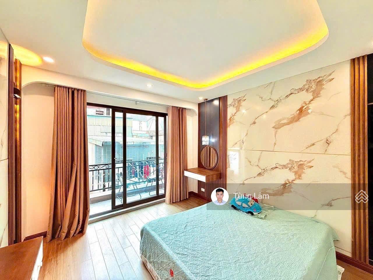 Bán nhà 22m2 5 tầng Thuỵ Khuê chỉ 6.1 tỷ