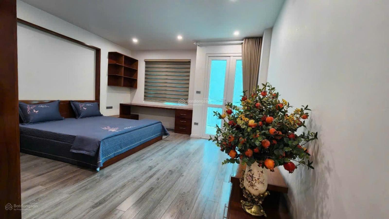 Bán nhà PL Hoàng Quốc Việt, Dt 45m x 7tầng, mt 4m, ô tô tránh, kinh doanh, thang máy. Giá 22.6 Tỷ