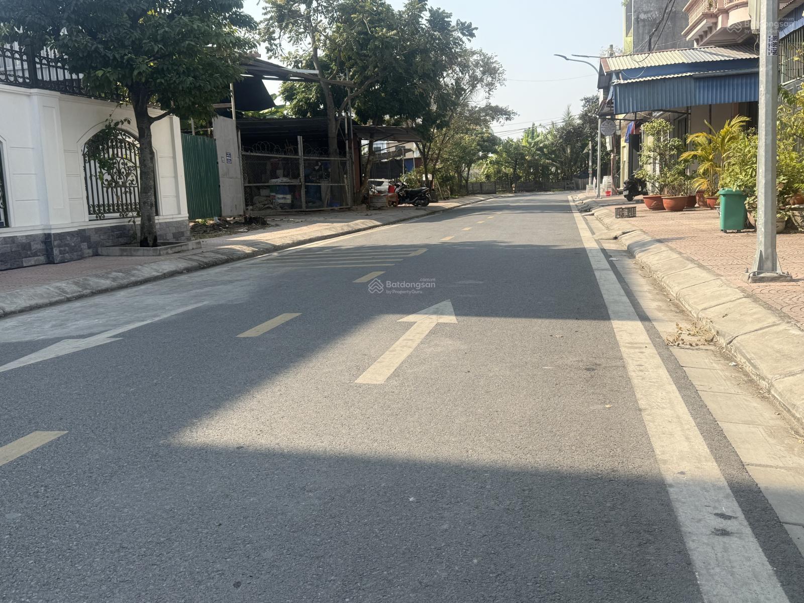 67m CÁCH HẠ, NAM SƠN. ĐƯỜNG TRƯỚC NHÀ 5m. GIÁ 2 tỷ