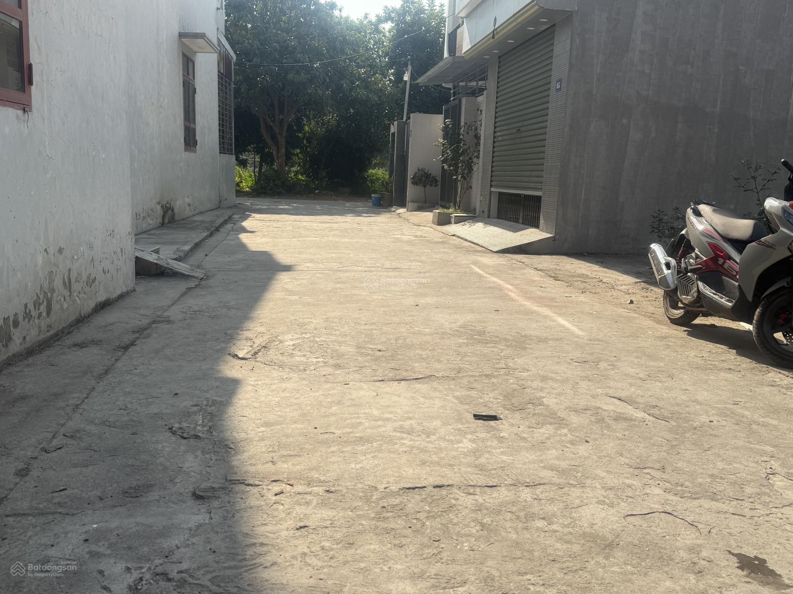 67m CÁCH HẠ, NAM SƠN. ĐƯỜNG TRƯỚC NHÀ 5m. GIÁ 2 tỷ