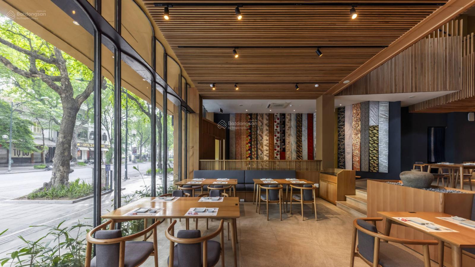 LinhHK cho thuê MP Trần Hưng Đạo, Hoàn Kiếm 60m²x4tầng, Giá 50 tr