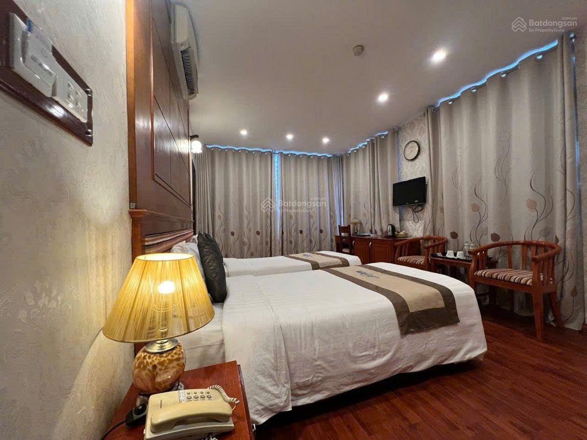 KHÁCH SẠN 15 TẦNG 150M2 - GIÁ 170 TỶ - MẶT PHỐ NGUYỄN TRƯỜNG TỘ