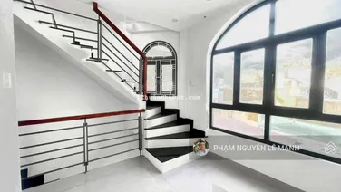 BÁN NHÀ LẠC LONG QUÂN P.5 Q.11 KQH KLG 4.7 X 6.3 NỞ HẬU 5.1 - 4 TẦNG 4.85T TL