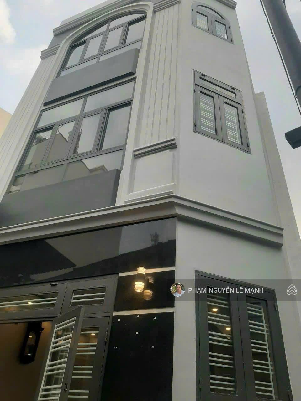 BÁN NHÀ LẠC LONG QUÂN P.5 Q.11 KQH KLG 4.7 X 6.3 NỞ HẬU 5.1 - 4 TẦNG 4.85T TL BÁN NHÀ LẠC LONG QUÂN P.5 Q.11 KQH KLG 4.7 X 6.3 NỞ HẬU 5.1 - 4 TẦNG 4.85T TL