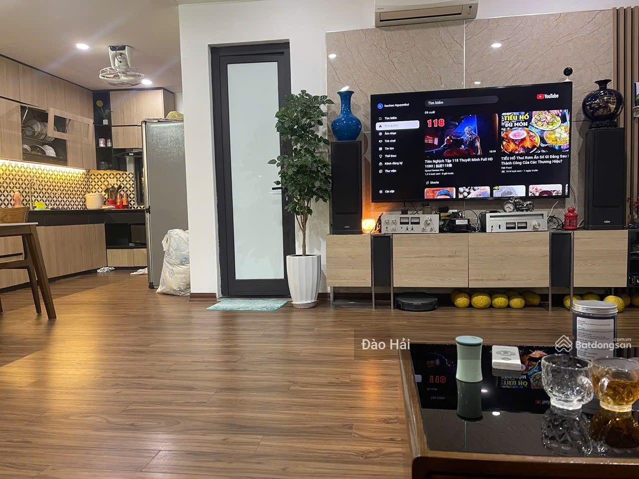 Chủ mót bán! Căn hộ 3n, 2v chung cư b1b2 Hud2 Linh Đàm, 101m2, giá 8.58 tỷ, có slot oto, full nt