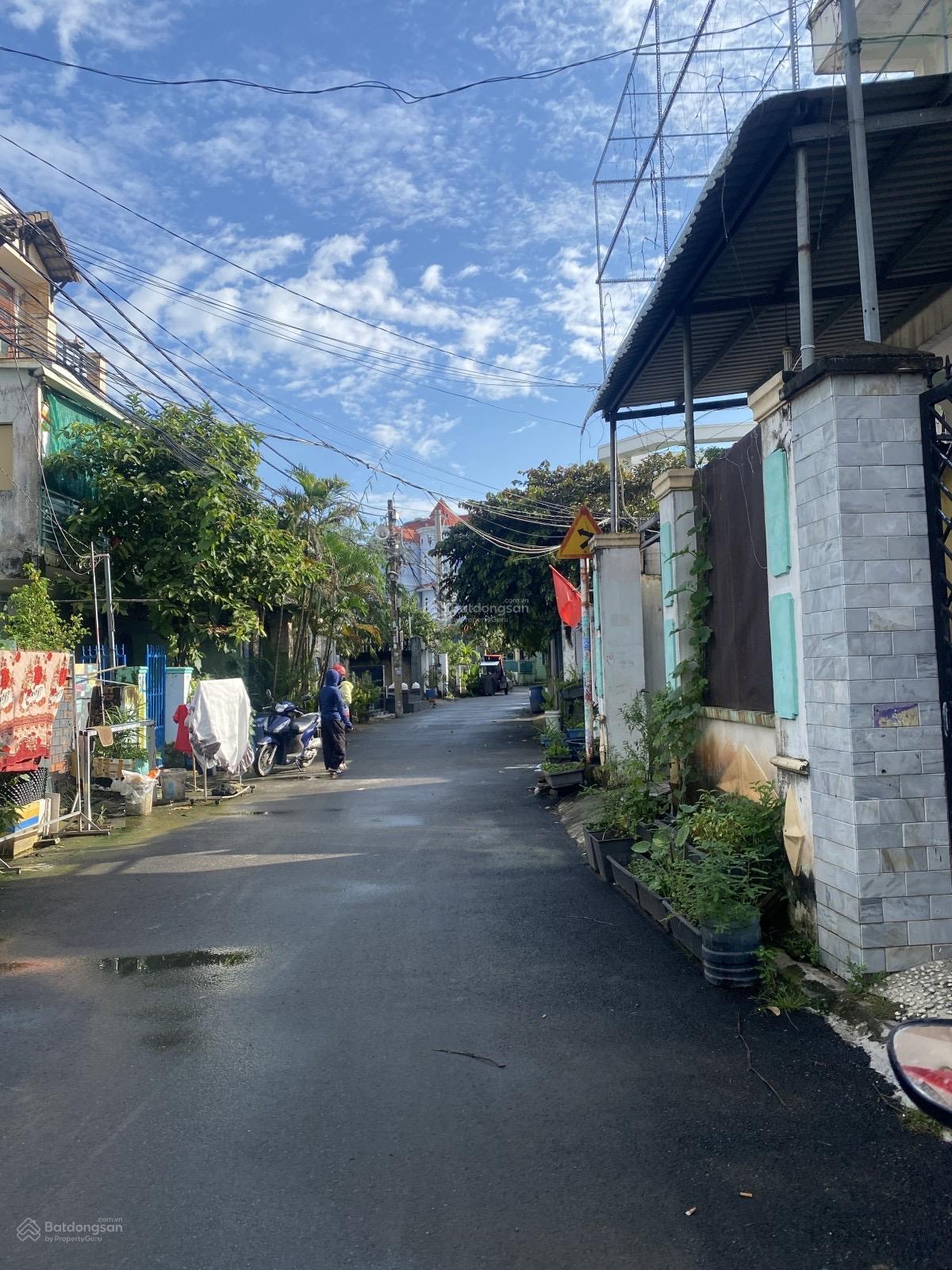 Đất nền sổ đỏ thổ cư Nguyễn Duy Trinh 63 m2 xây dựng tự do chỉ 3.7 Tỷ Đất nền sổ đỏ thổ cư Nguyễn Duy Trinh 63 m2 xây dựng tự do chỉ 3.7 Tỷ