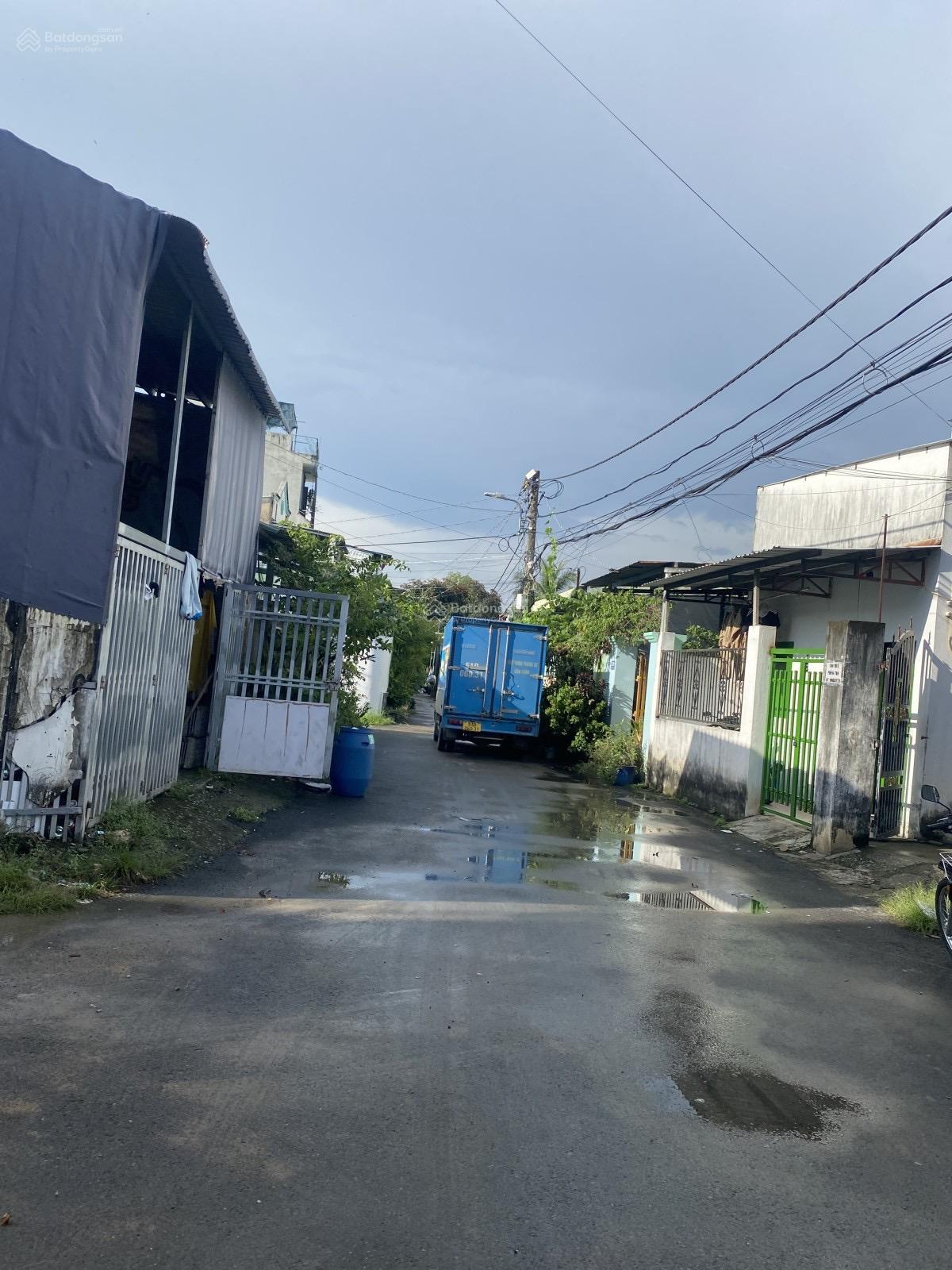 Đất nền sổ đỏ thổ cư Nguyễn Duy Trinh 63 m2 xây dựng tự do chỉ 3.7 Tỷ Đất nền sổ đỏ thổ cư Nguyễn Duy Trinh 63 m2 xây dựng tự do chỉ 3.7 Tỷ