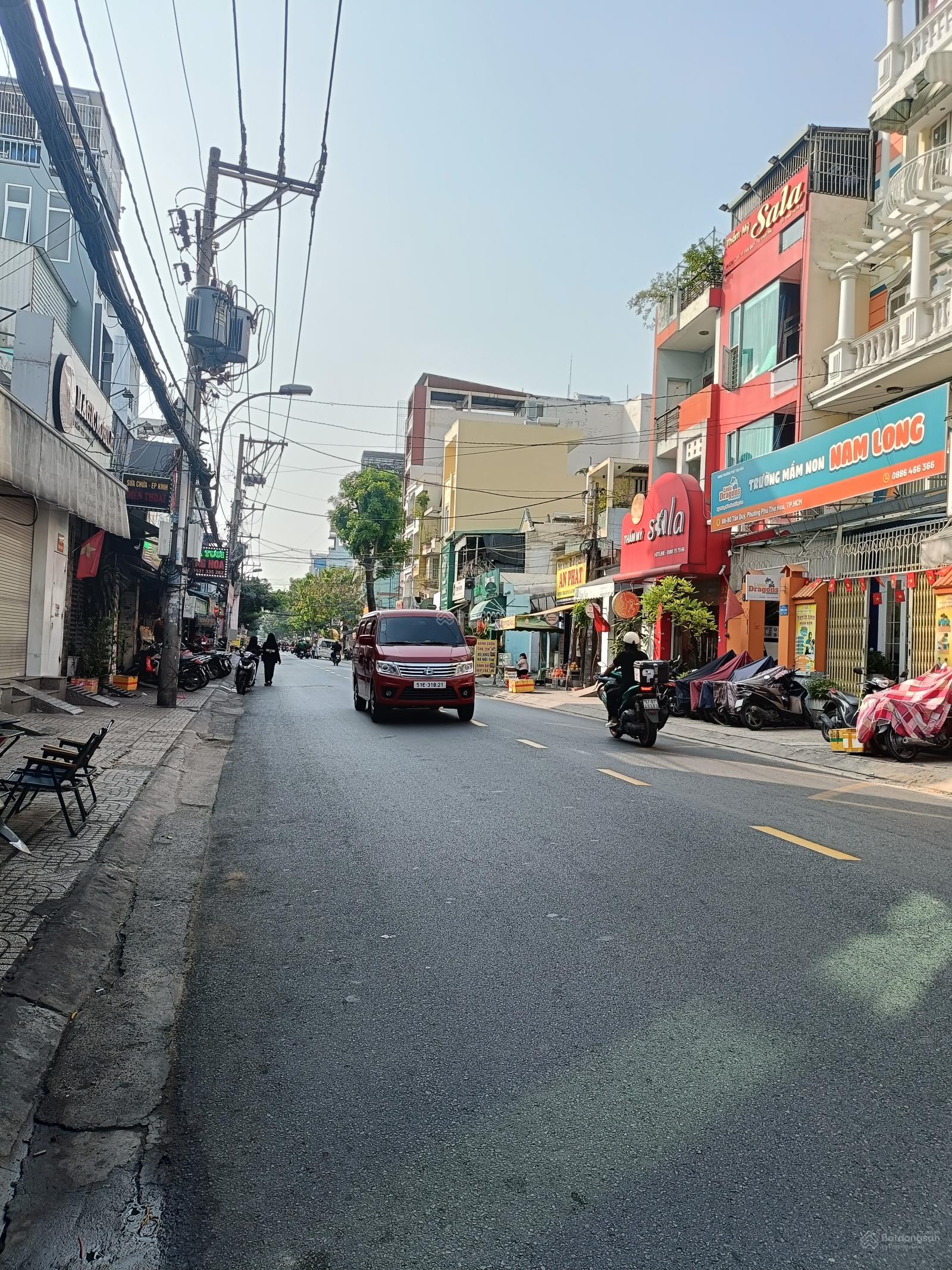 (90m2) Hxh 6m đường Gò Dầu. Q Tân Phú. Giá: 9,99 Tỷ. Cách mt 1 căn