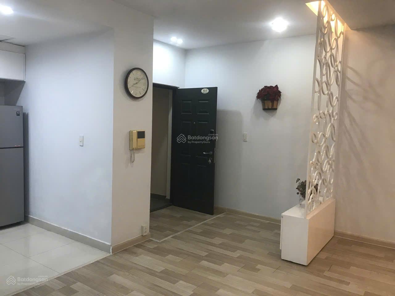 Cho thuê CHCC Garden Plaza 2, Phú Mỹ Hưng, DT 142m². Giá 30 triệu/th. LH E Mạnh. 0909 297 ***.