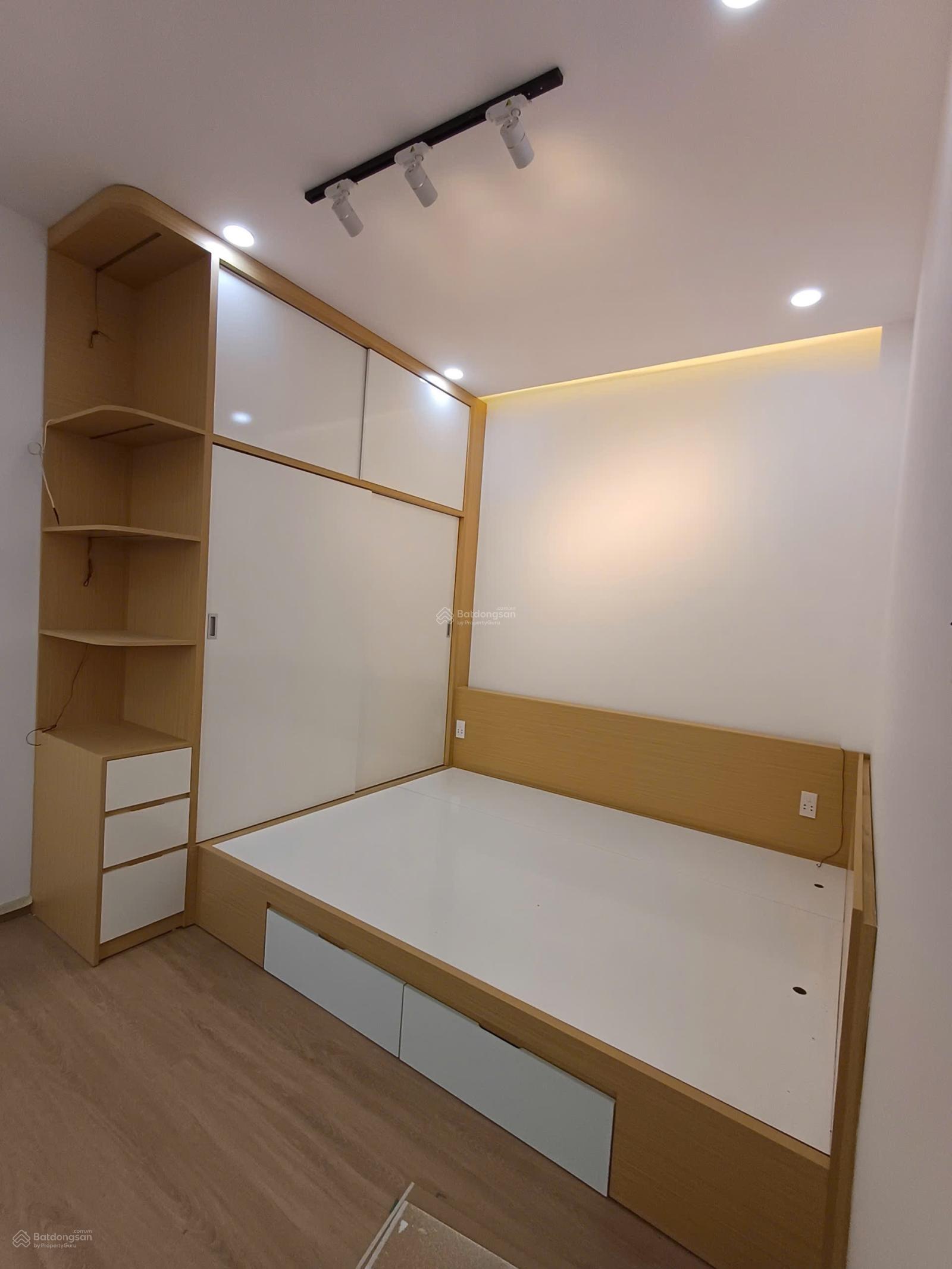 Bán nhà đường 10m kinh doanh sầm uất Trịnh Đình Thảo (5,5x11m) 50m2 xây 3 lầu đúc BTCT 9 tỷ hơn Bán nhà đường 10m kinh doanh sầm uất Trịnh Đình Thảo (5,5x11m) 50m2 xây 3 lầu đúc BTCT 9 tỷ hơn