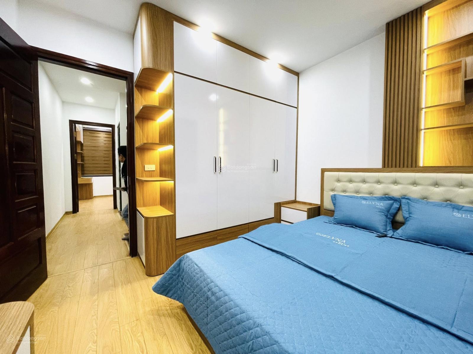 VÍP NHẤT KHƯƠNG HẠ ,NHÀ ĐẸP ĐÓN TÊT ,35/40M 5 TẦNG Ô TÔ ĐỖ CỔNG CÁCH MẶT PHỐ 10 M GIÁ CHỈ 9,8 TỶ