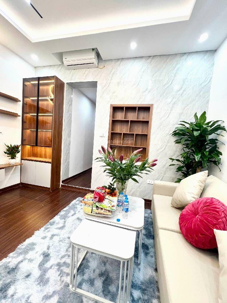 Tập thể Nguyễn Trãi gần Royal City 2 ngủ full nội thất 2.79 tỷ