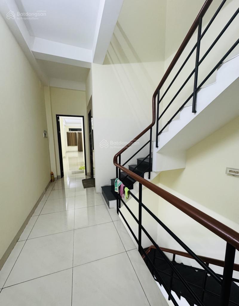 NGÔI NHÀ 5 TẦNG VỊ TRÍ KIM CƯƠNG ĐƯỜNG LÝ THÁI TỔ QUẬN 3 HIẾM CÓ