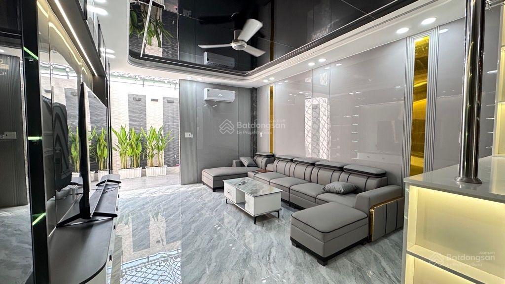 Nhà 5 tầng THANG MÁY FULL NỘI THẤT đường THỚI AN 13, phường TA Q12, dt 84m2 (4mx20m) Hẻm Ôtô thông