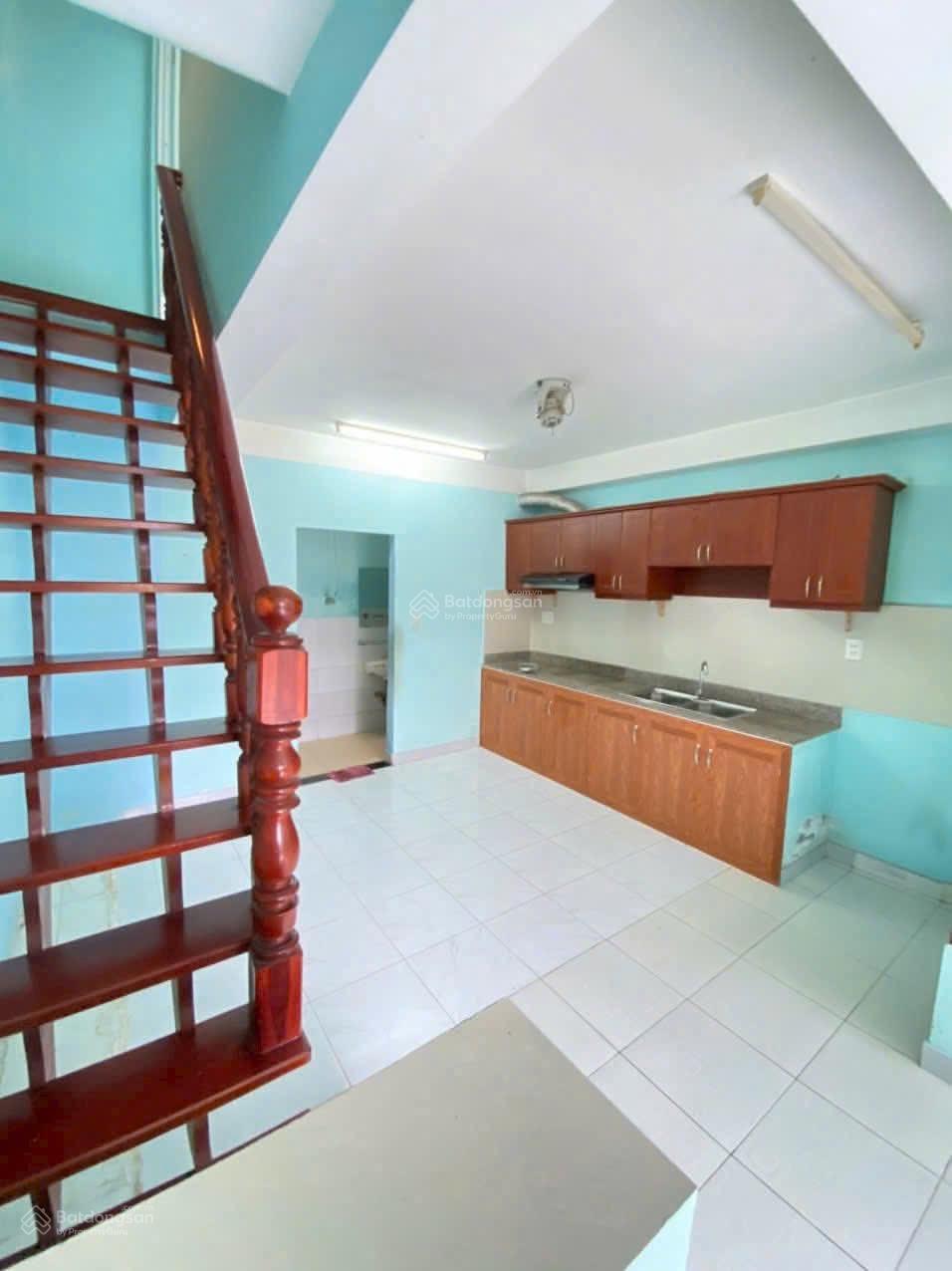 Bán nhà riêng CN 30,4m2 ,1pn, hẻm đường Lê Văn Việt, quận 9 cũ