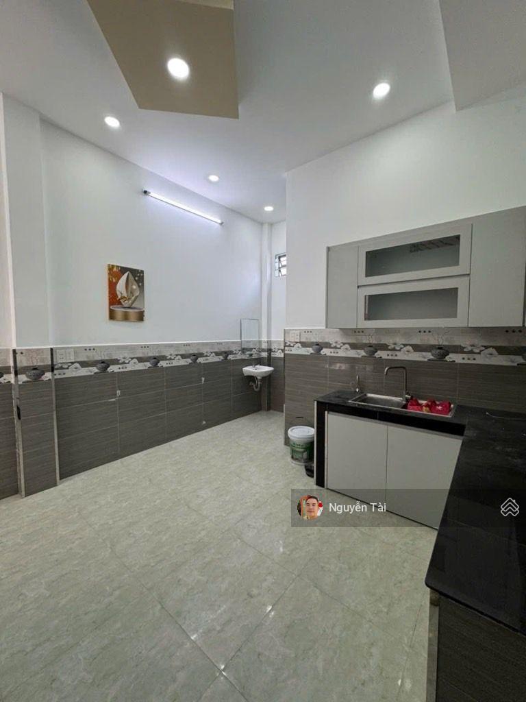 Hot, Bán gấp Nhà riêng Lê Đình Cẩn, BTân, 48m2, 2 tầng mới 100%, hẻm 6m xe hơi ngủ trong nhà, chỉ 4