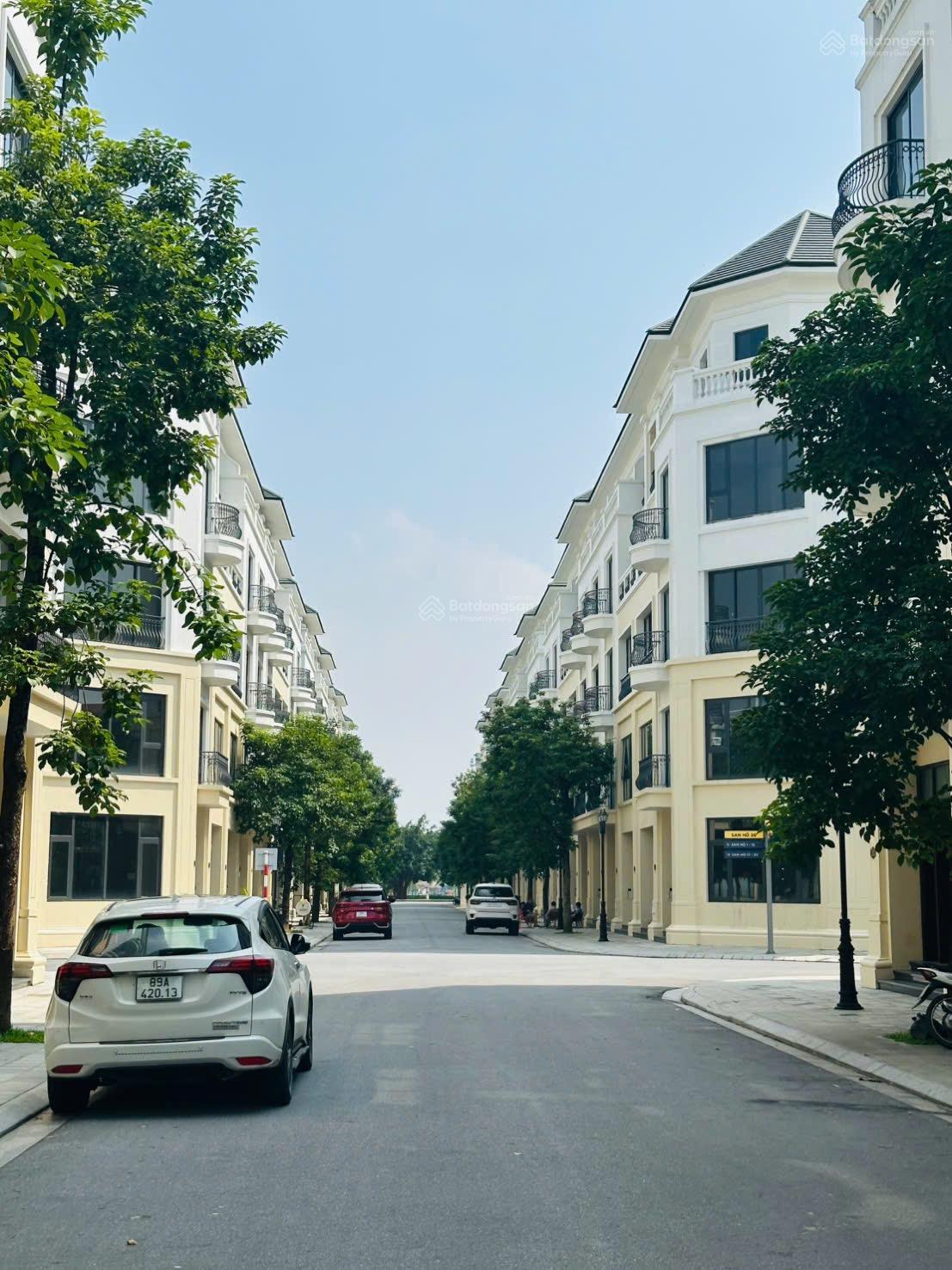 San hô chưa bao giờ hết hót quý Ac ạ - Diện tích 60m, mặt tiền 5m
- Giá chỉ hơn 9tỷ -