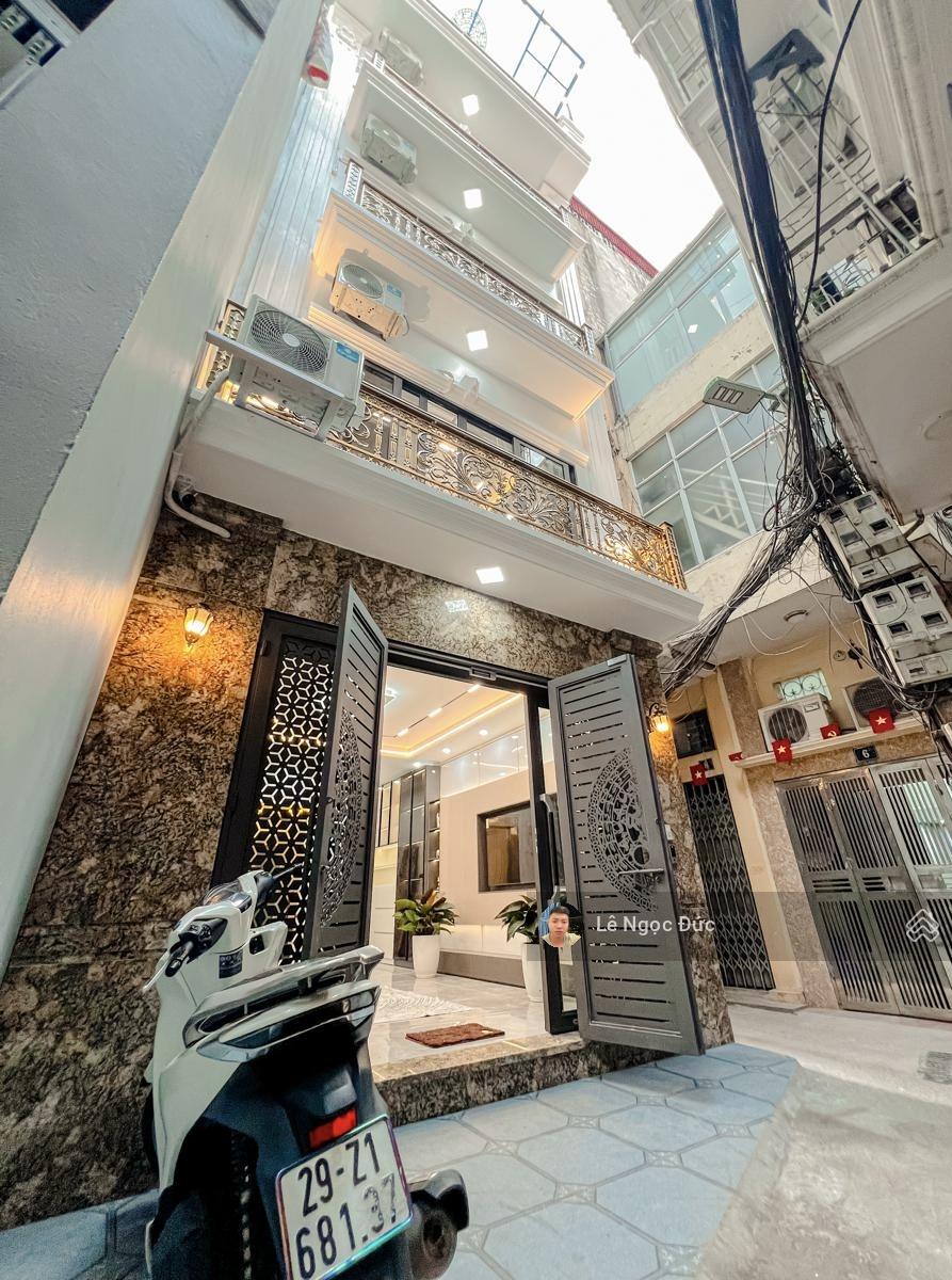 SIÊU PHẨM - NHÀ LÔ GÓC - NGÕ NÔNG GẦN PHỐ - THANG MÁY - MT 4.5m - 45M2 x 6 TẦNG. SIÊU PHẨM - NHÀ LÔ GÓC - NGÕ NÔNG GẦN PHỐ - THANG MÁY - MT 4.5m - 45M2 x 6 TẦNG.