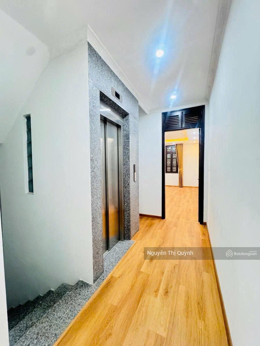 Bán Nhà Mặt Phố Hồ Tùng Mậu 67m2 x 6T thang máy. MT: 5m. Giá: 28 tỷ.