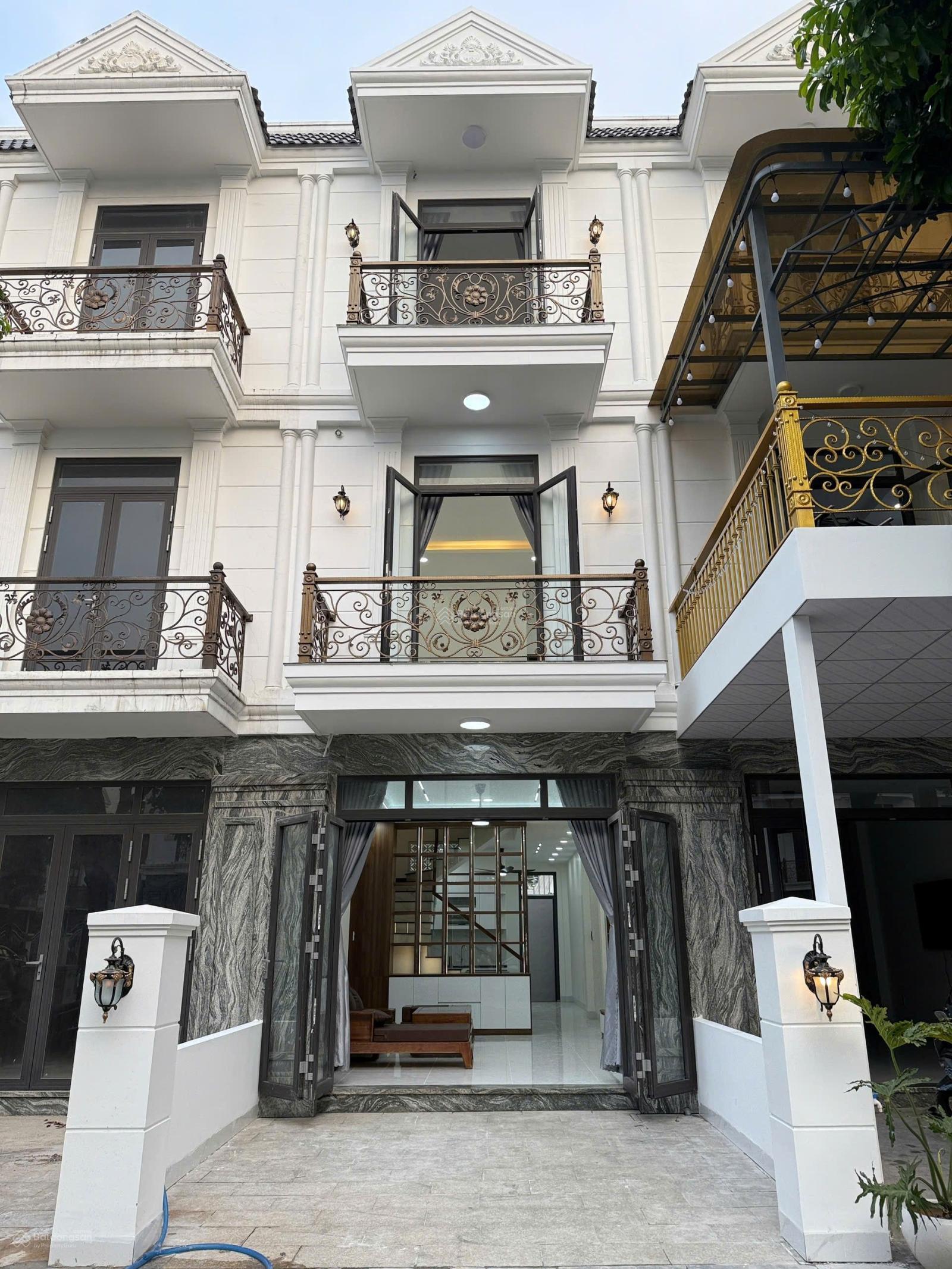 Nhà phố kdc Đông Hưng phường Tân Đông Hiệp, TP Dĩ An