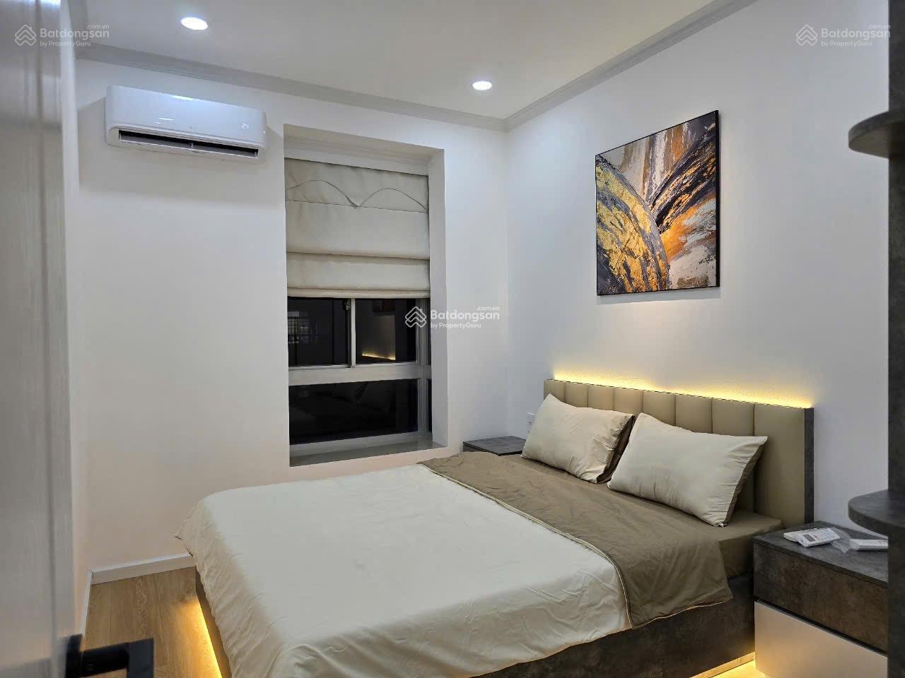 Cần cho thuê nhanh 2PN Sky Garden 2, giá siêu rẻ. LH: 0917 300 *** Em Hằng