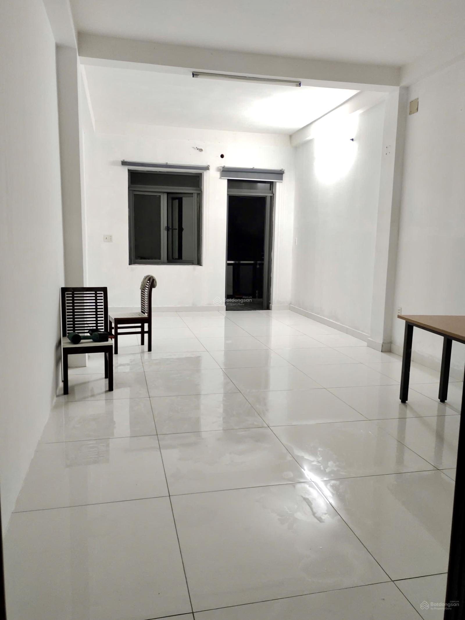 Cần bán nhà 80m2 - 1 trệt + 2 lầu + tum - KDC Phong Phú 4 - 5,5 tỷ - View công viên