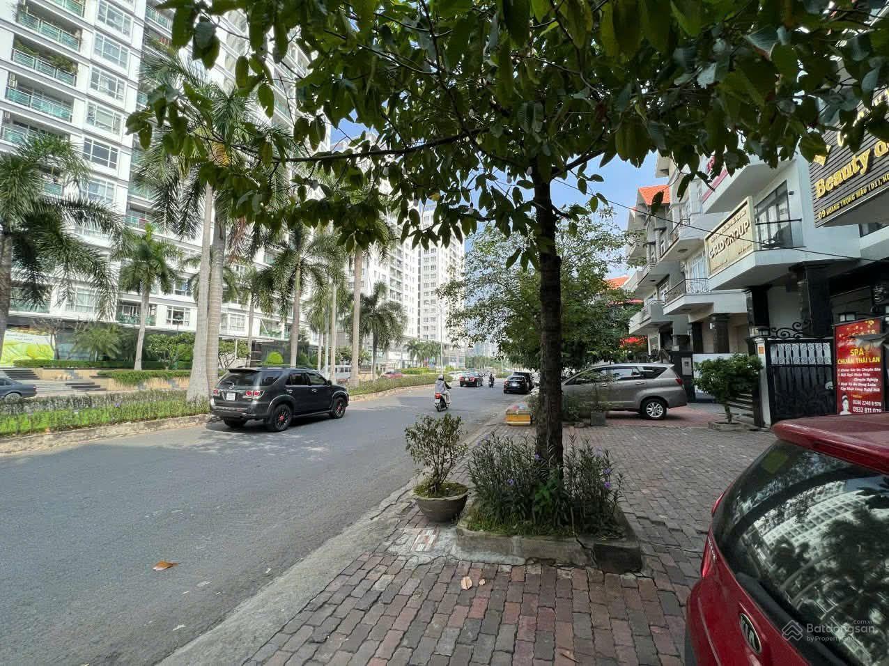 Cho thuê văn phòng nguyên căn biệt thự 7,5*20m giá 90tr tại KĐT Him Lam