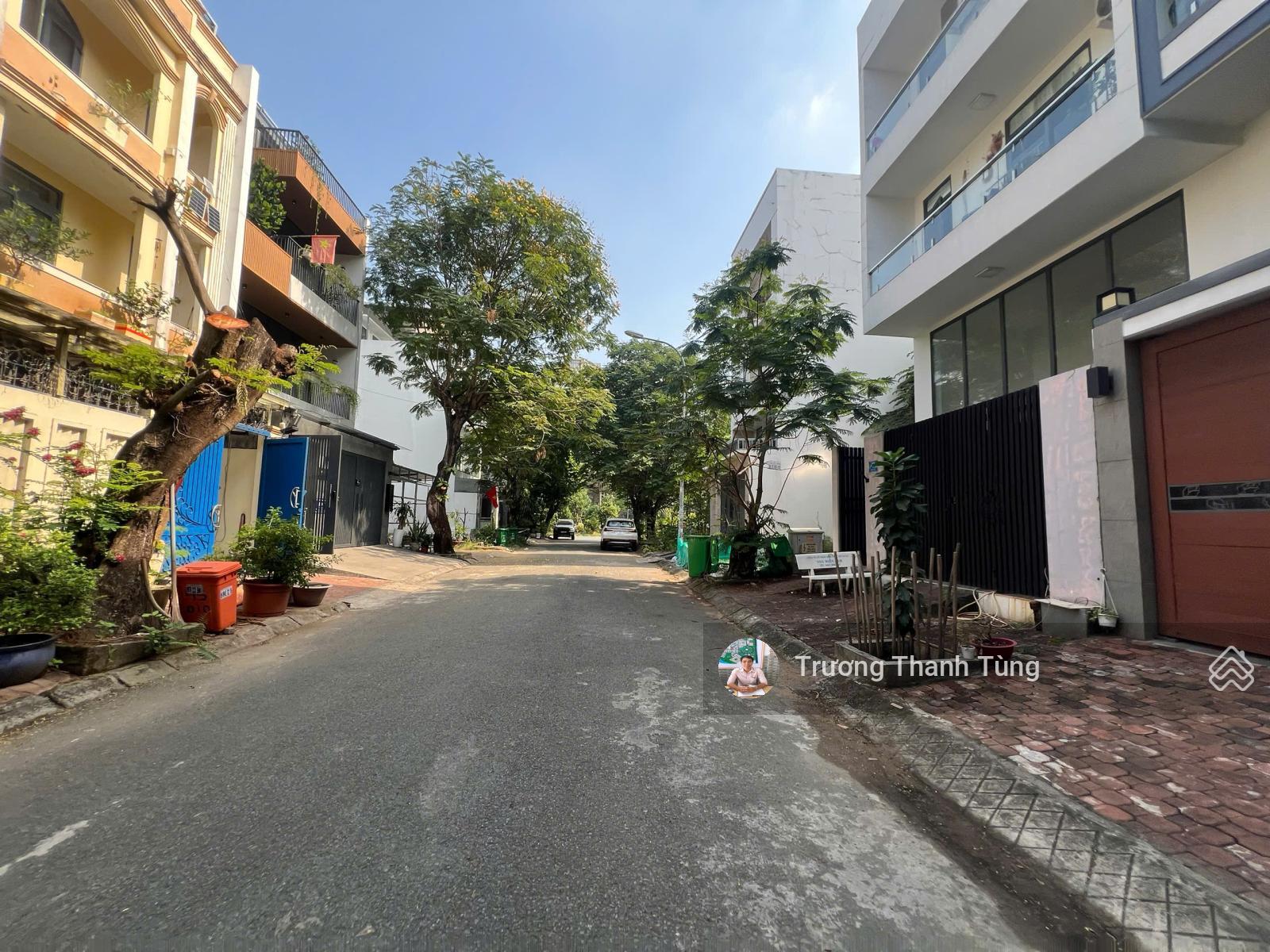 Bán đất dự án Nam Long (6x20)m, hướng Đông Nam. Giá 10,8 tỷ