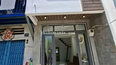 Nhà đẹp 1 trệt 1 lầu đường 100 Bình Thới - 3x8m - 2PN 2WC - Sổ hồng hoàn công đầy đủ