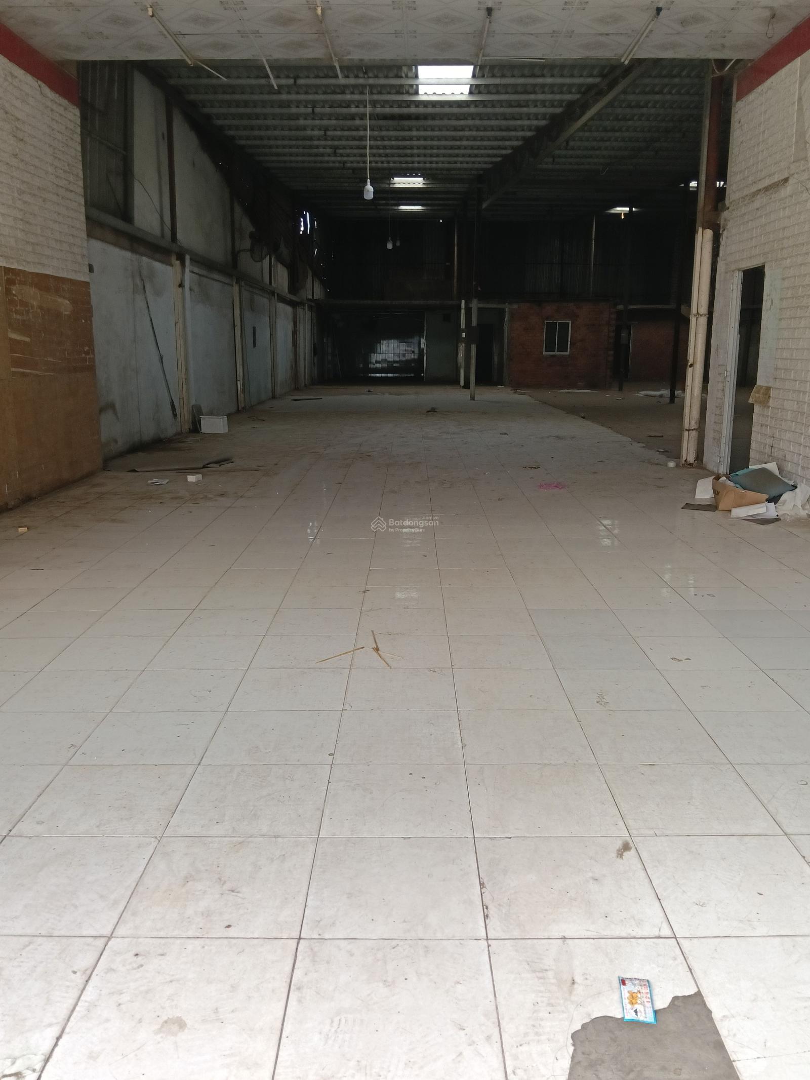 Cho thuê Kho Xưởng 1000m2 giá 42 triệu, xã VL A đường xe tải.