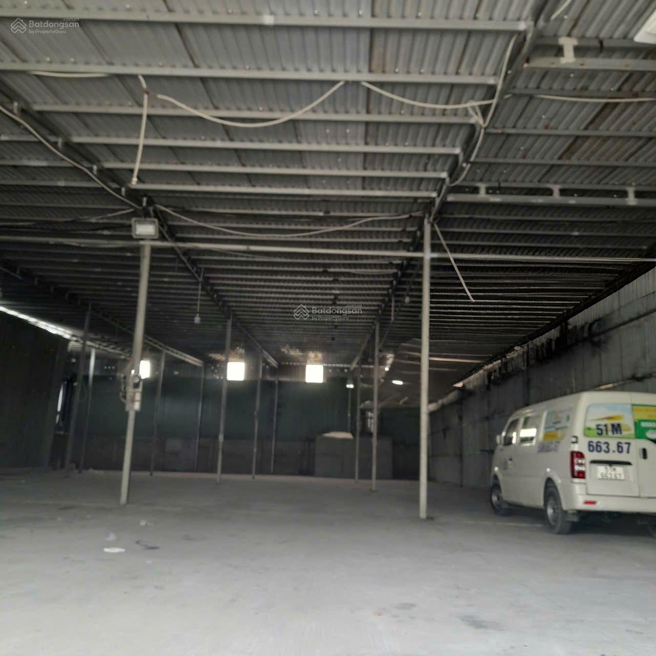 Cho thuê Kho Xưởng 1000m2 giá 42 triệu, xã VL A đường xe tải.