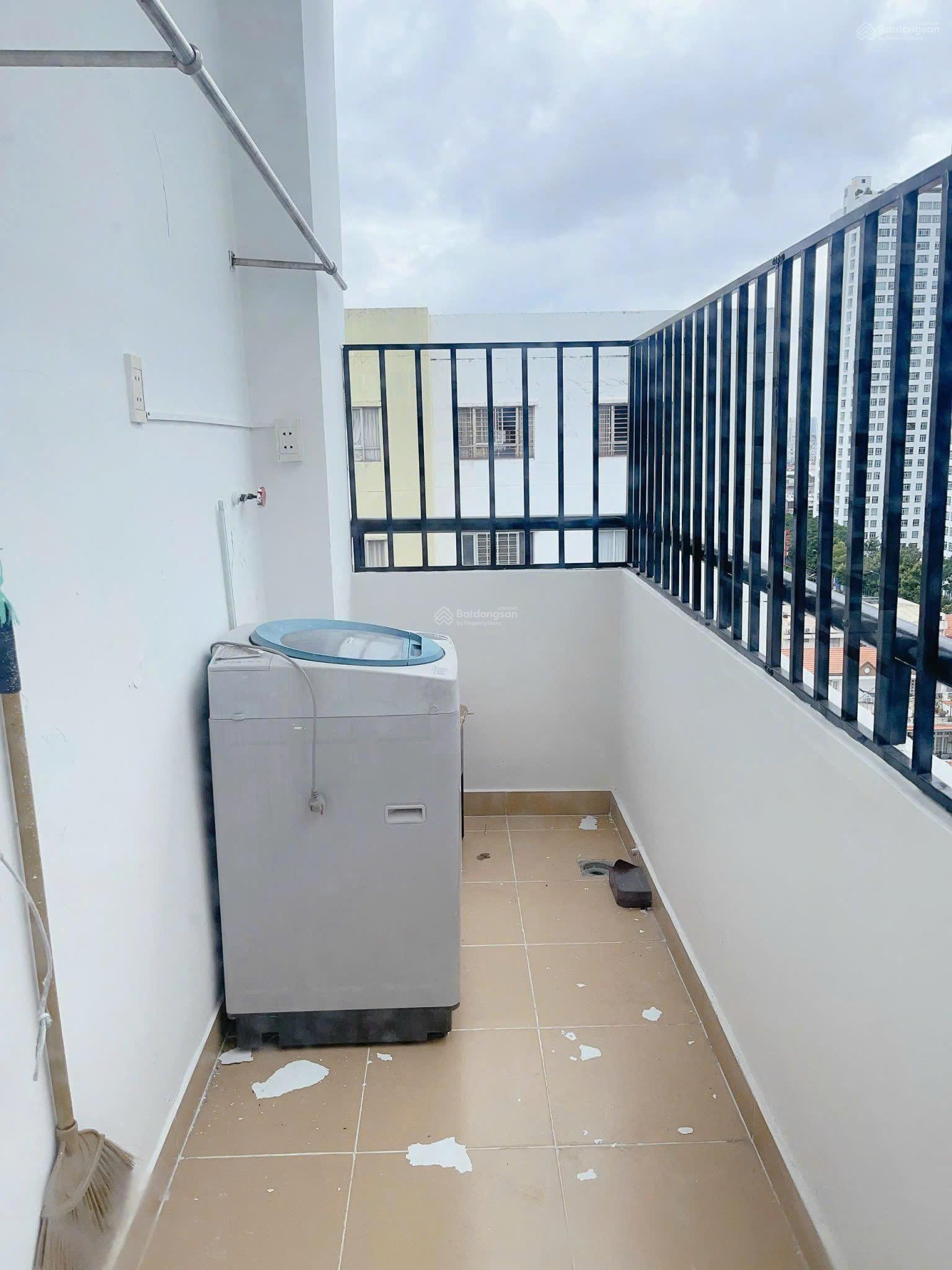 Cho thuê căn hộ 2PN, 105m2 giá 11 tr tại Him Lam Nam Khánh, Q8, LH: 0901 341 *** Phương