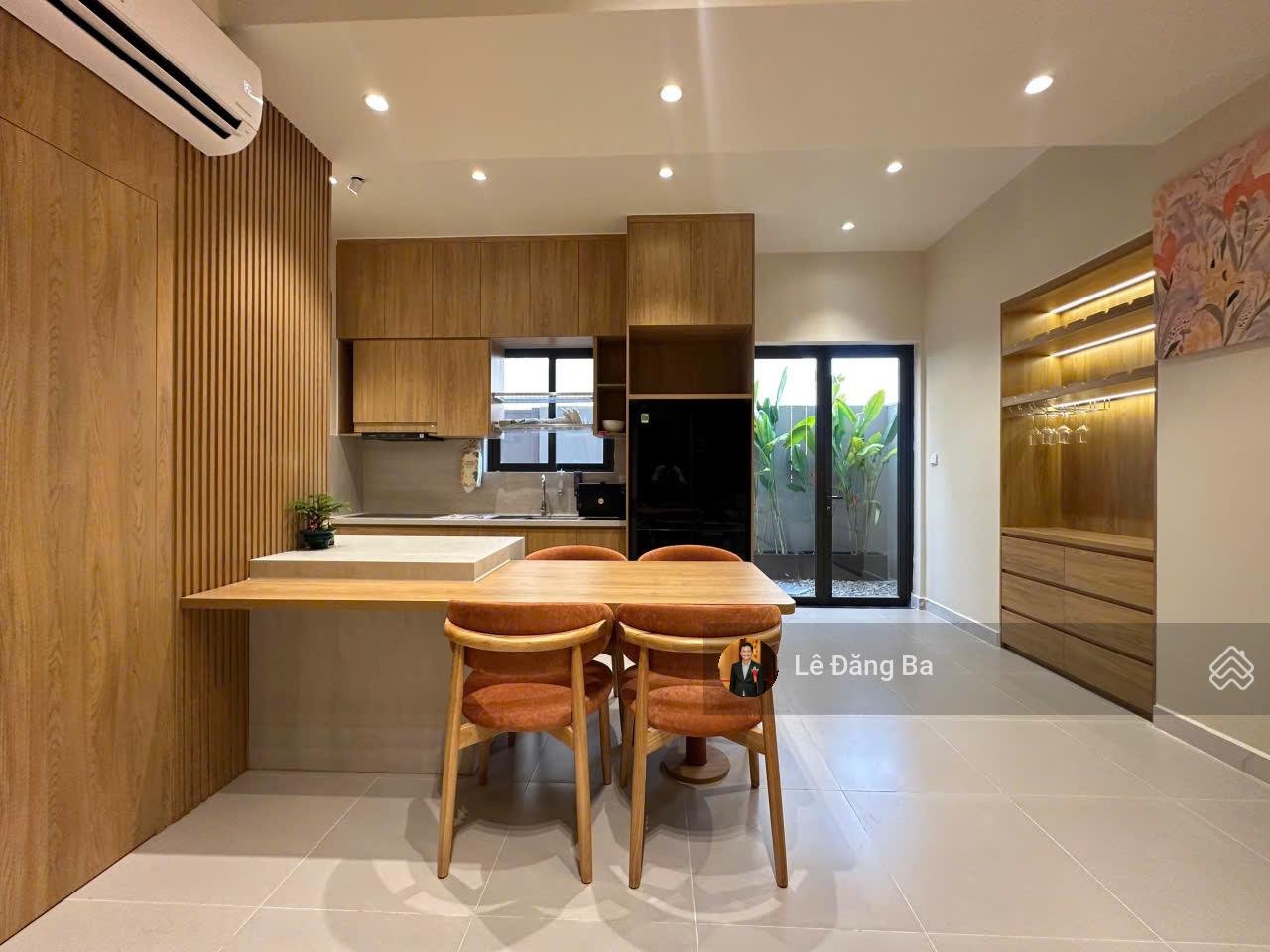 Cho Thuê Nhà Phố THE ORCHARD SYCAMORE - DTSD 176m2, 4 PN, 5 WC, full nội thất cao cấp, mới 100%